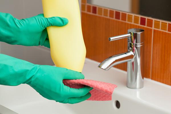 http://www.goldcoastbondclean.com.au/images/services/details/bond_cleaning2.jpg